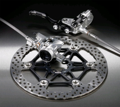 cycle with disc brake and gear